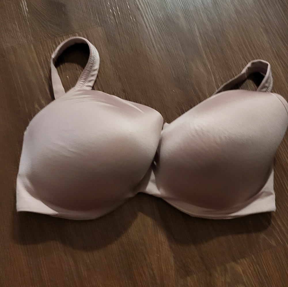 38 DDD Soma Stunning Support Smooth Balconette bra